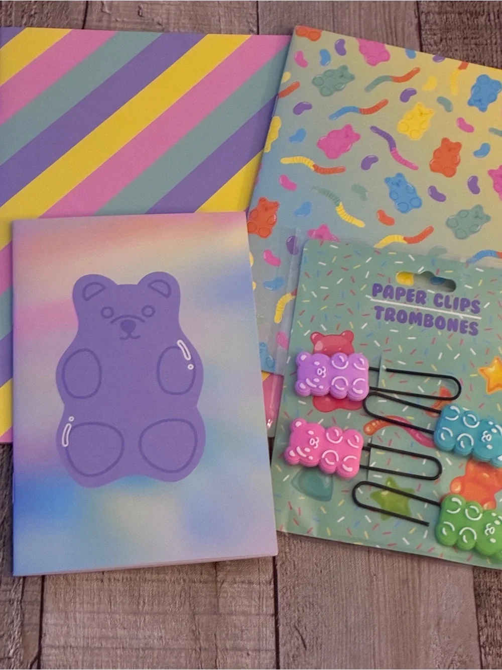 Gummy Bear Notebook Set w/Paper Clips